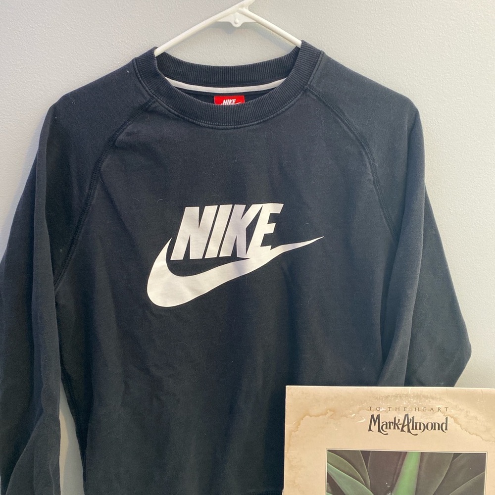 Black Nike Crewneck